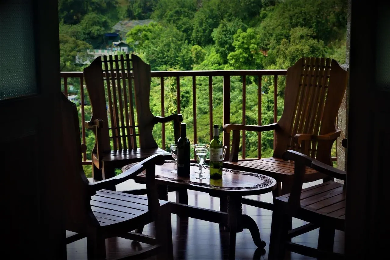 Rock Edge Residence Kandy Sri Lanka
